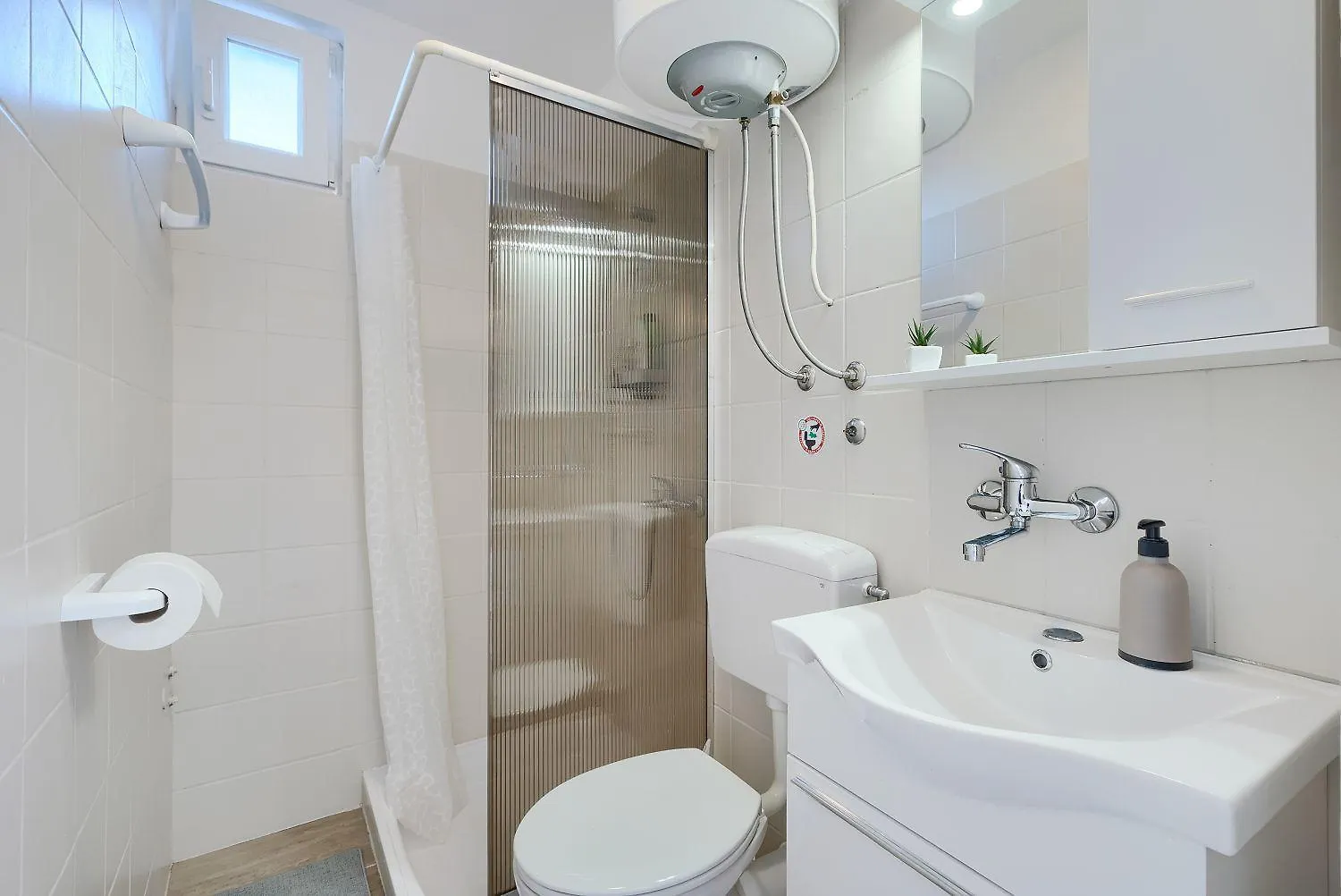 Bezauberndes Apartment Mit Beheiztem Privatpool, Grill, Babybett, Grill, Wifi Fazana